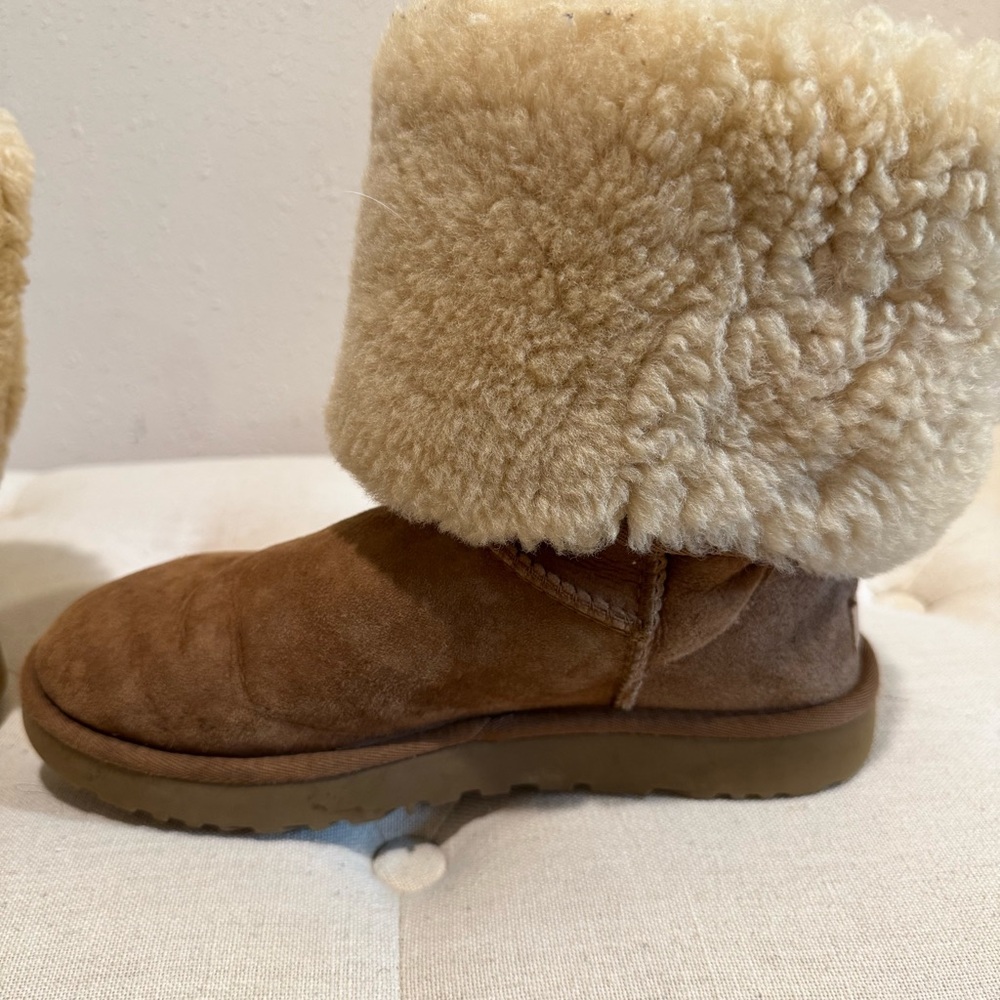 UGG Classic Tall Brown Boots 8 - Picture 11 of 14